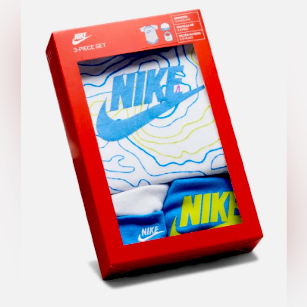 NEW NWT NIB Nike Baby Boys 3 Piece Set Bodysuit Bib Booties Newborn 6 -12 Months